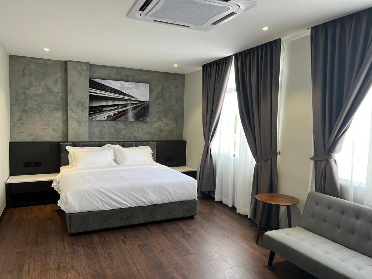 All In Hotel Кангар Экстерьер фото