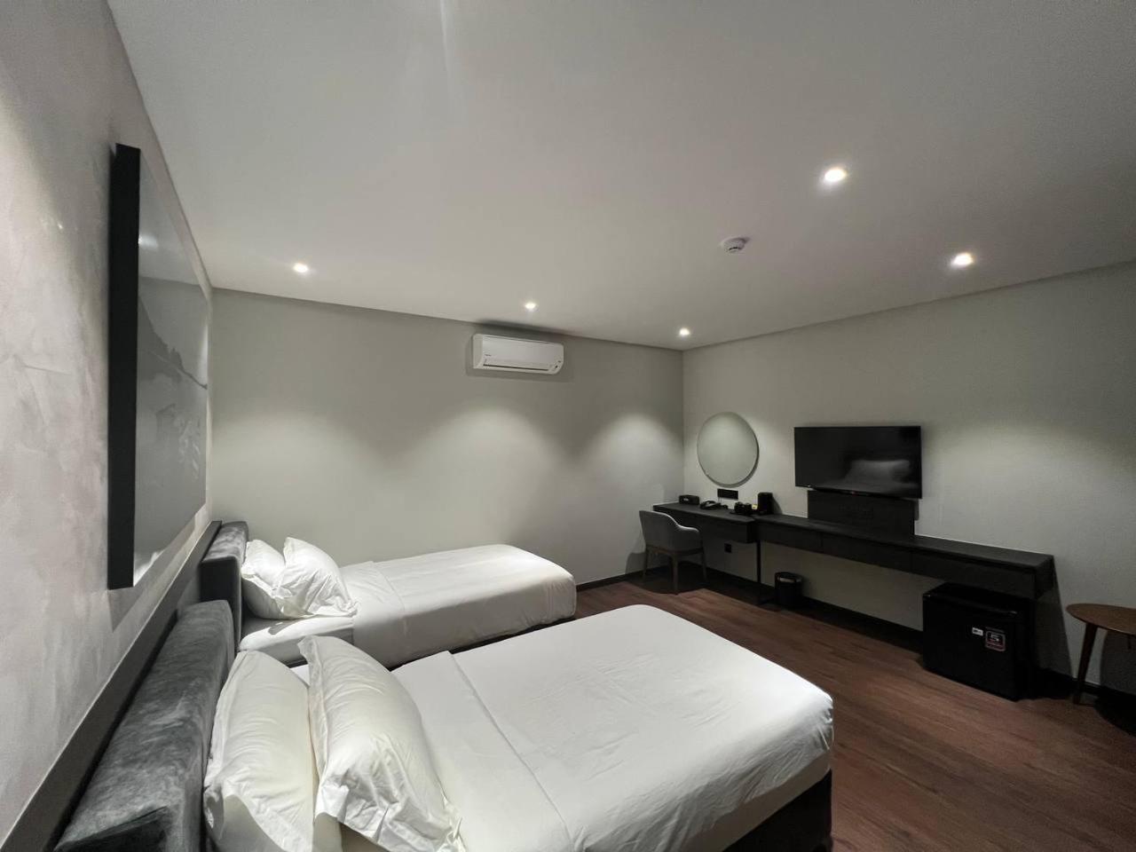All In Hotel Кангар Экстерьер фото
